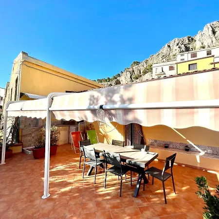 Holiday home Casa Dei Coralli Bianca Con Patio Esterno *