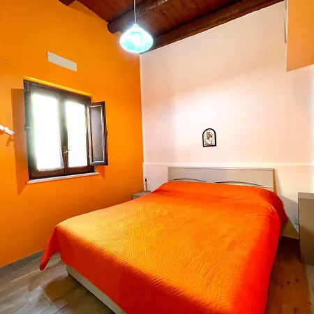 Holiday home Casa Dei Coralli Bianca Con Patio Esterno Cefalu