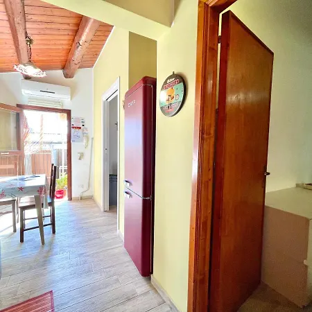 Casa Dei Coralli Bianca Con Patio Esterno